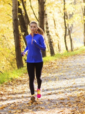 Hardlopen in de herfst: 5 dingen waar je op moet letten Hardlopen in de herfst: 5 dingen waar je op moet letten
